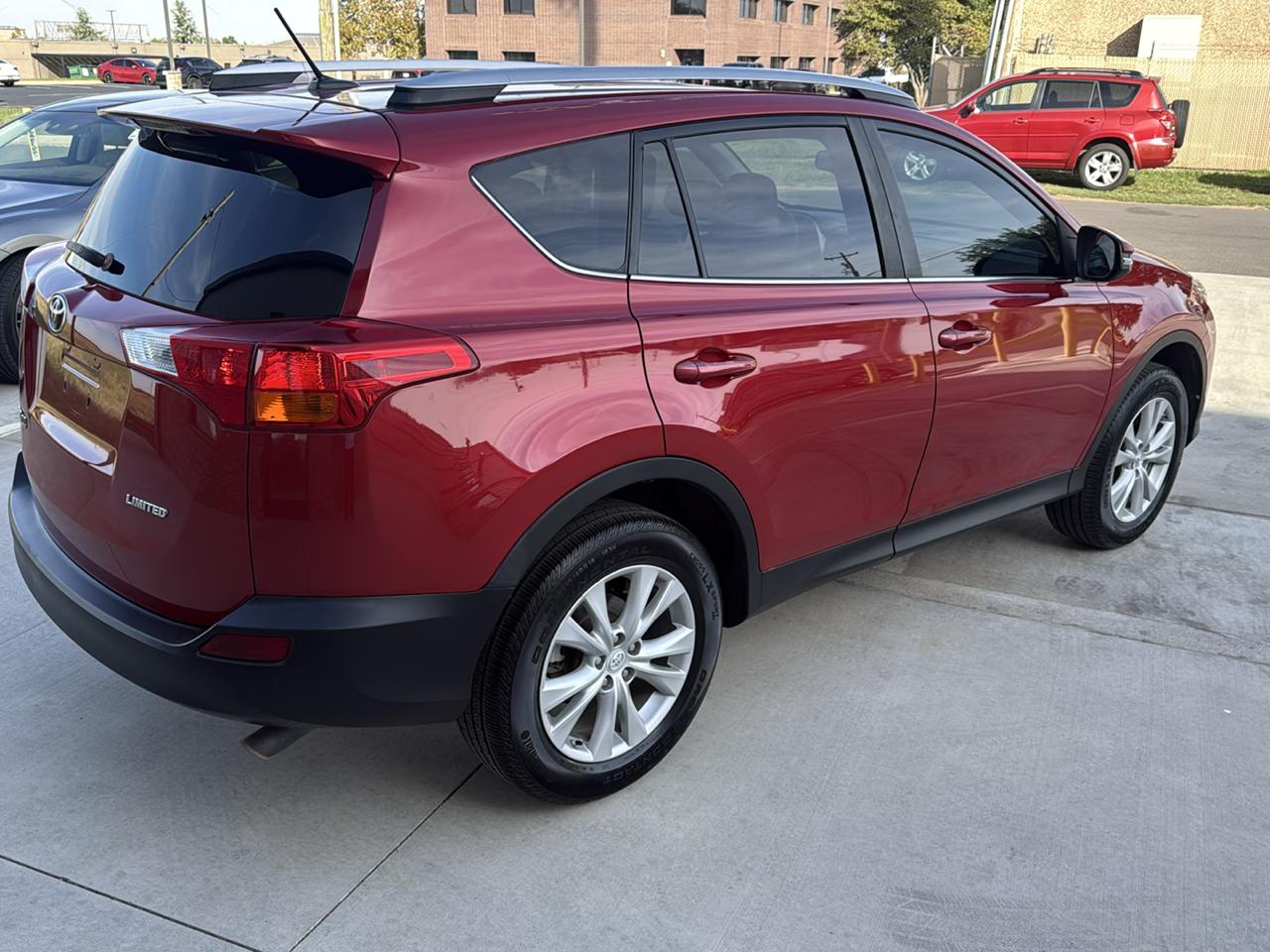 Toyota RAV4 FWD 4dr Limited (Natl) 2015