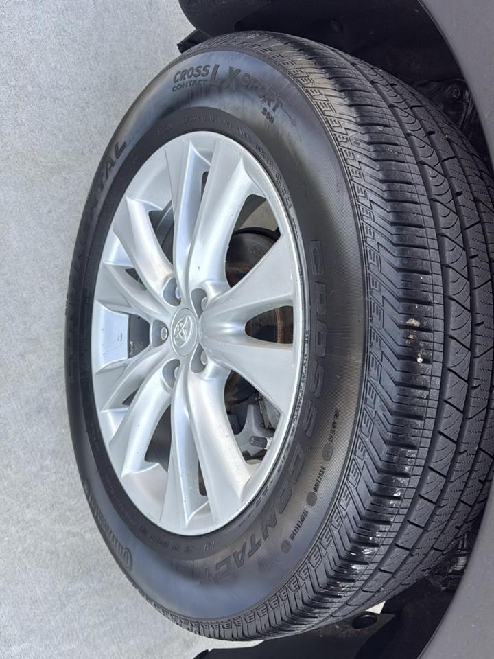 Toyota RAV4 FWD 4dr Limited (Natl) 2015
