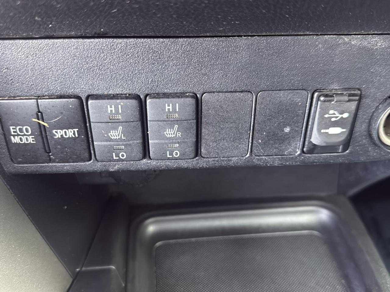 Toyota RAV4 FWD 4dr Limited (Natl) 2015