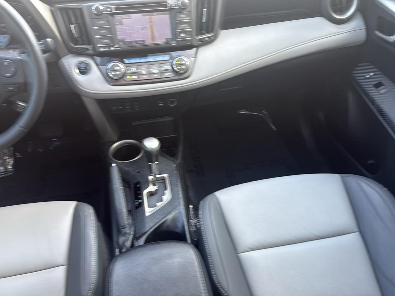 Toyota RAV4 FWD 4dr Limited (Natl) 2015