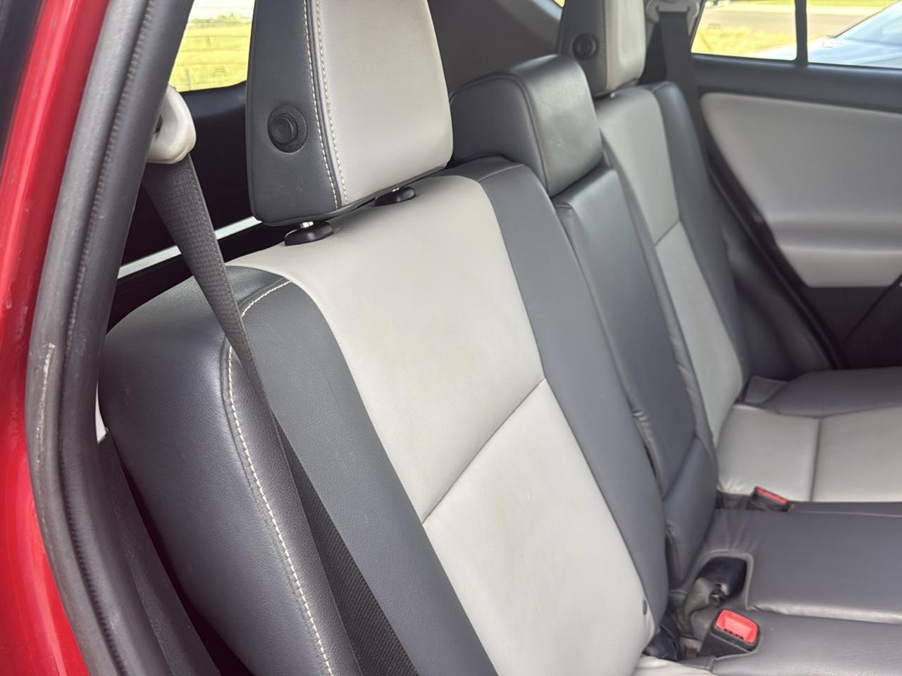 Toyota RAV4 FWD 4dr Limited (Natl) 2015