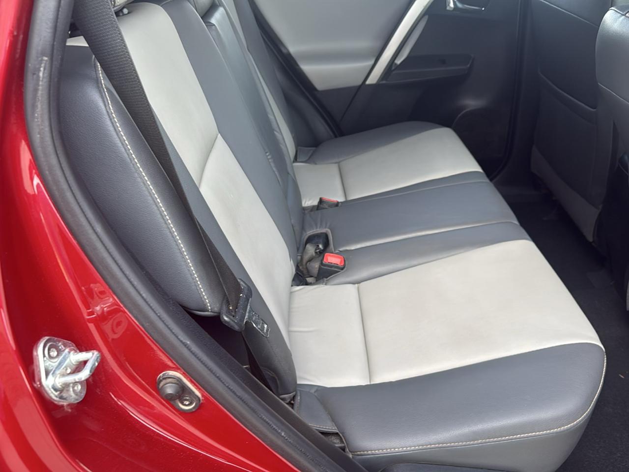 Toyota RAV4 FWD 4dr Limited (Natl) 2015