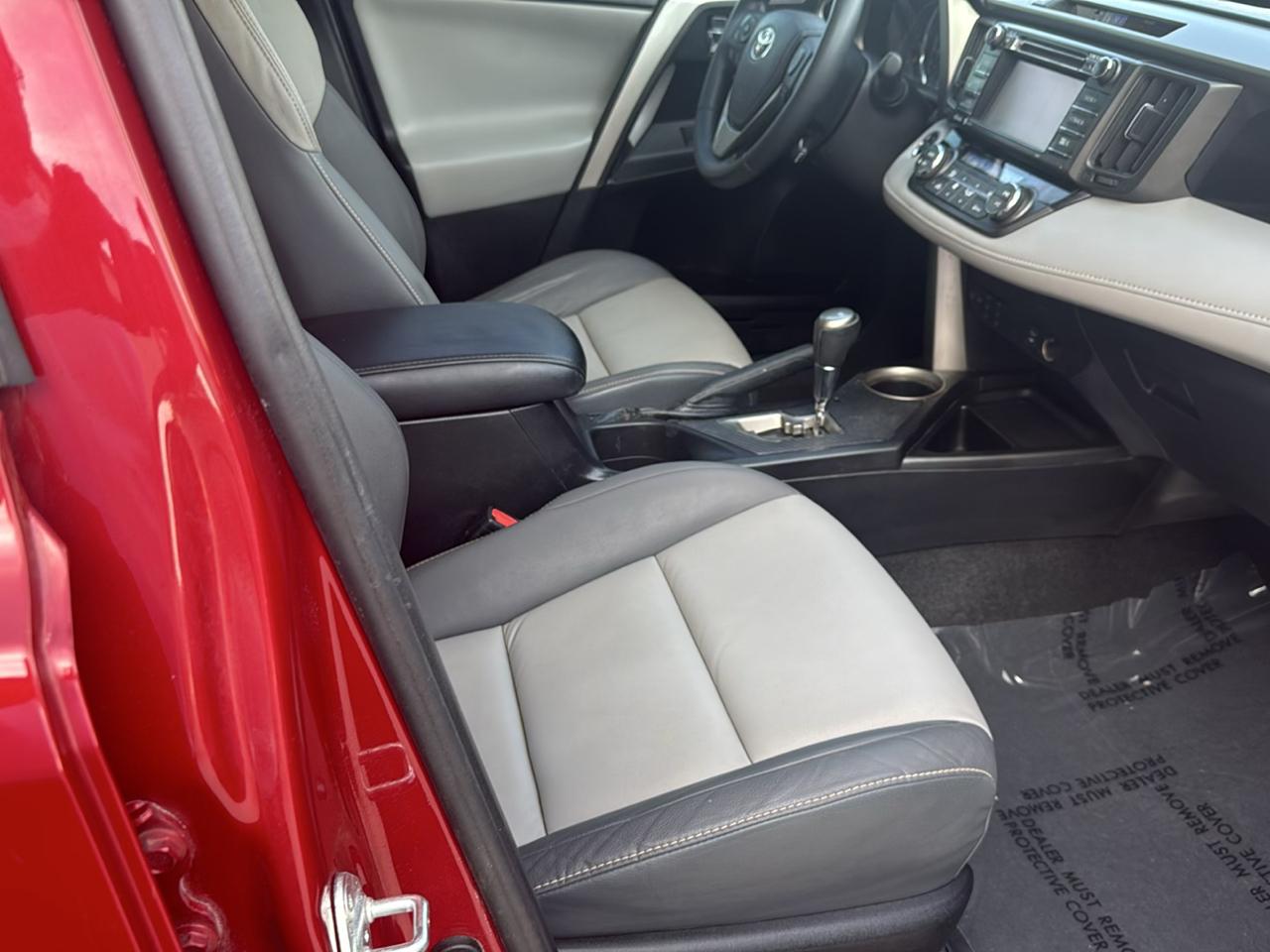 Toyota RAV4 FWD 4dr Limited (Natl) 2015