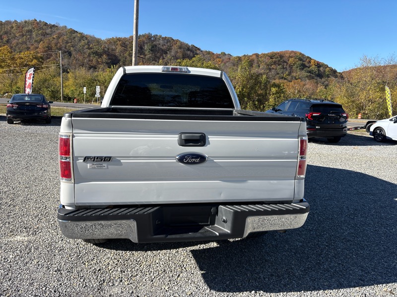 Ford F-150 4WD SuperCrew 145" XLT 2014 Ford F-150 4WD SuperCrew 145" XLT 2014
