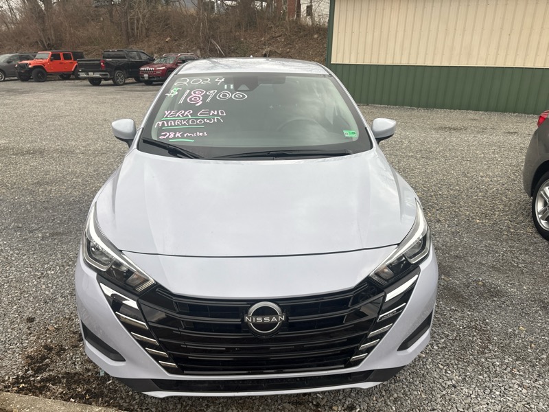 Nissan Versa SV CVT 2024