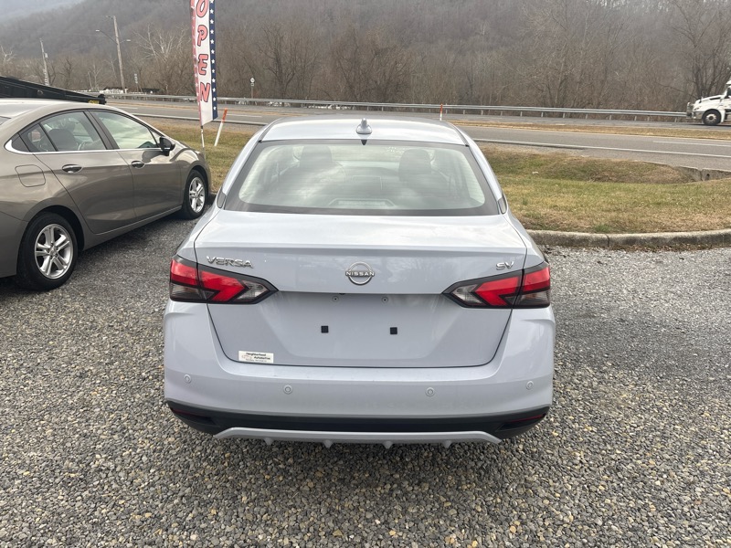 Nissan Versa SV CVT 2024