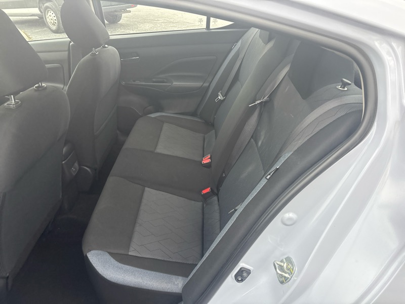 Nissan Versa SV CVT 2024