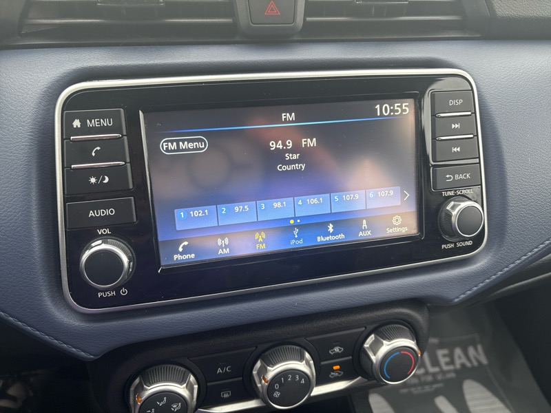 Nissan Versa SV CVT 2024