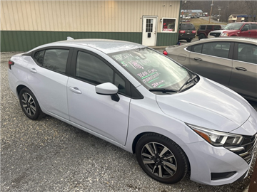 2024 Nissan Versa SV CVT