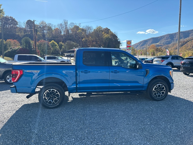 Ford F-150 4WD SuperCrew 145" XLT 2021 Ford F-150 4WD SuperCrew 145" XLT 2021