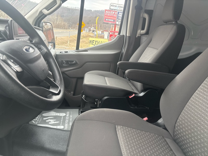 Ford Transit Cargo Van T-250 130" Low Rf 9070 GVWR AWD 2022