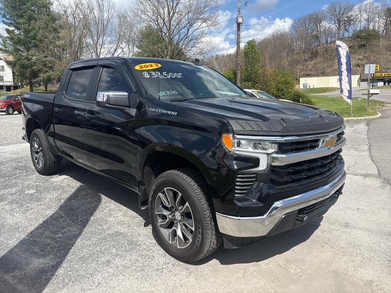 Chevrolet Silverado 1500 4WD Crew Cab 147" LT w/2FL 2023