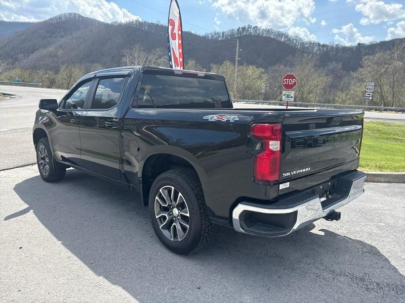 Chevrolet Silverado 1500 4WD Crew Cab 147" LT w/2FL 2023