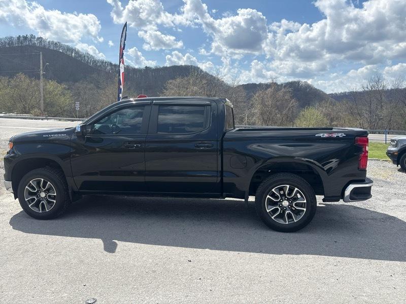 Chevrolet Silverado 1500 4WD Crew Cab 147" LT w/2FL 2023