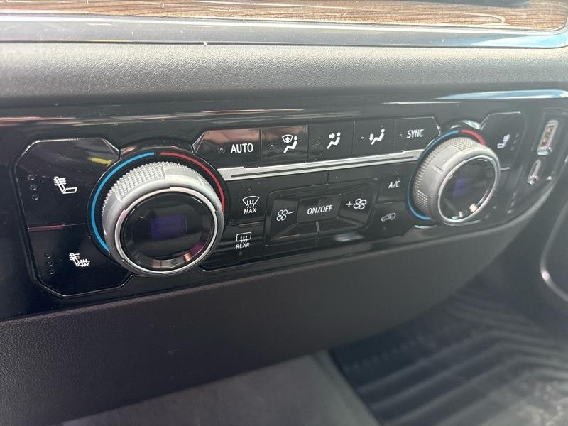 Chevrolet Silverado 1500 4WD Crew Cab 147" LT w/2FL 2023