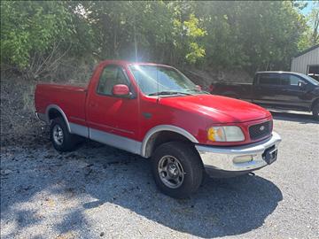 1998 Ford F-150 Reg Cab 120" 4WD
