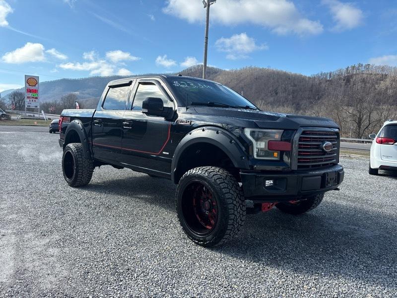 2016 Ford F-150 4WD SuperCrew 139" Lariat