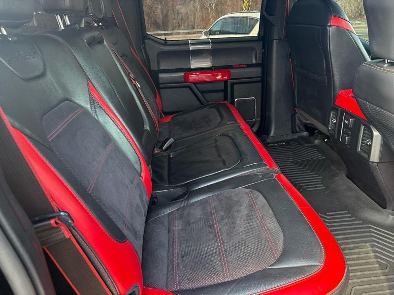 Ford F-150 4WD SuperCrew 139" Lariat 2016