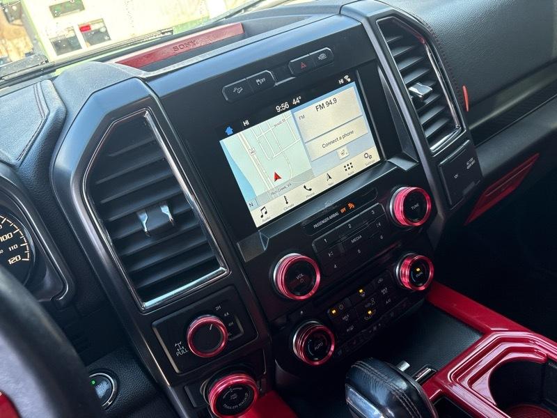 Ford F-150 4WD SuperCrew 139" Lariat 2016