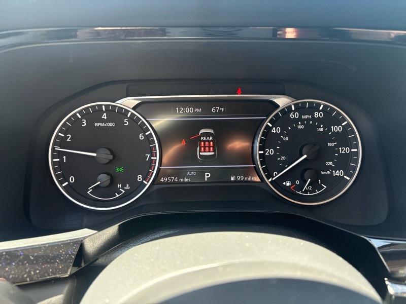 Nissan Pathfinder SV 4WD 2024
