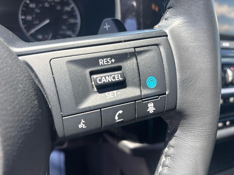 Nissan Pathfinder SV 4WD 2024