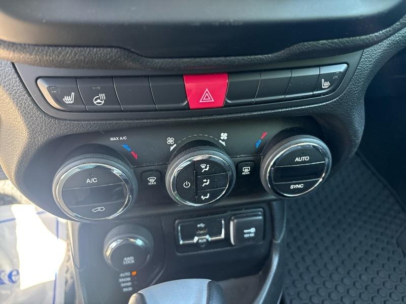 Jeep Renegade 4WD 4dr Latitude 2016