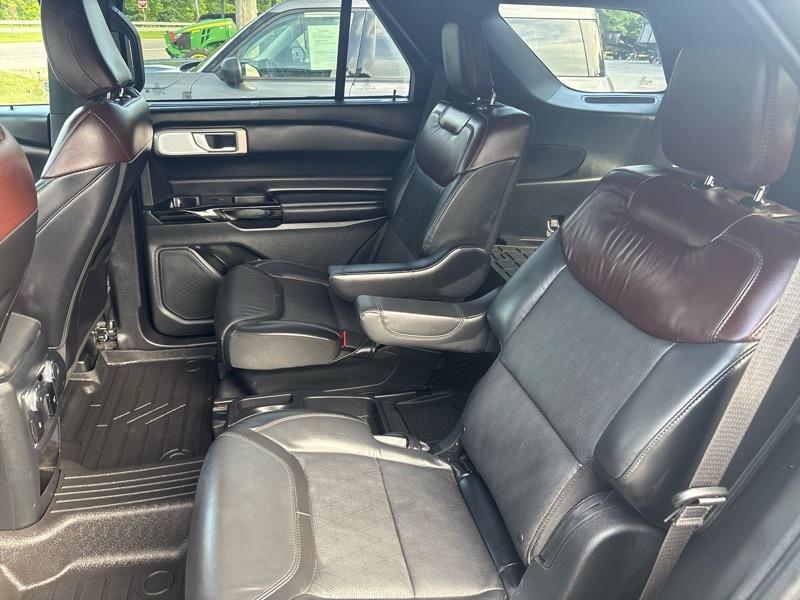 Ford Explorer Platinum 4WD 2021