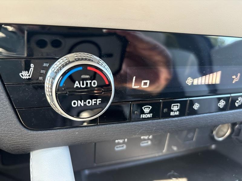 Mitsubishi Outlander SE S-AWC 2025