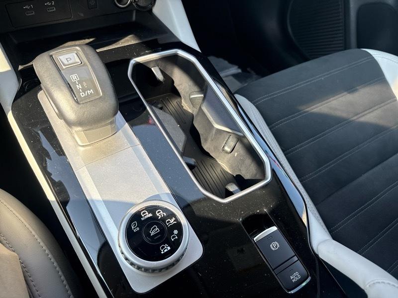 Mitsubishi Outlander SE S-AWC 2025