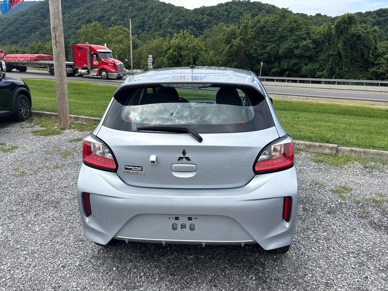 Mitsubishi Mirage ES CVT 2024