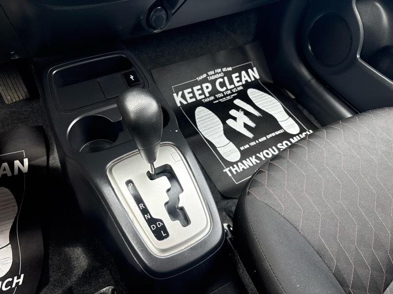 Mitsubishi Mirage ES CVT 2024