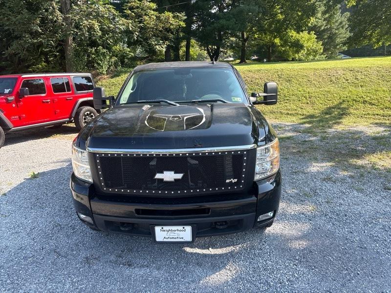 Chevrolet Silverado 2500HD 4WD Crew Cab 153" LTZ 2009