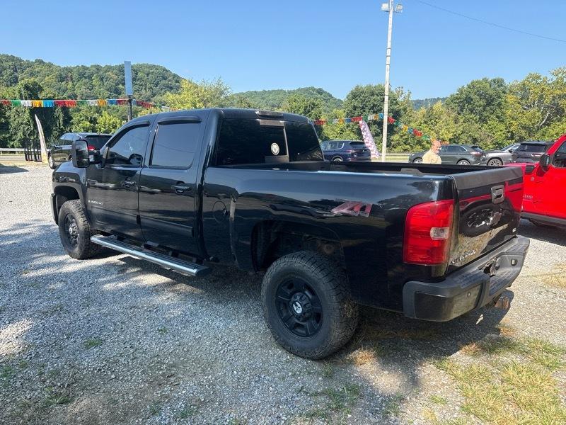 Chevrolet Silverado 2500HD 4WD Crew Cab 153" LTZ 2009