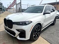 2021 BMW X7 