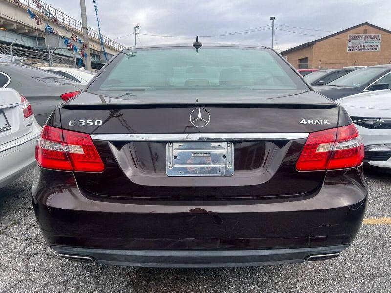 Mercedes-Benz E-Class E350 4MATIC Sedan 2012