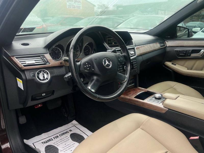 Mercedes-Benz E-Class E350 4MATIC Sedan 2012