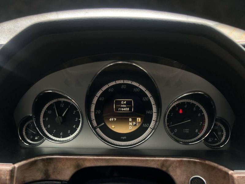 Mercedes-Benz E-Class E350 4MATIC Sedan 2012