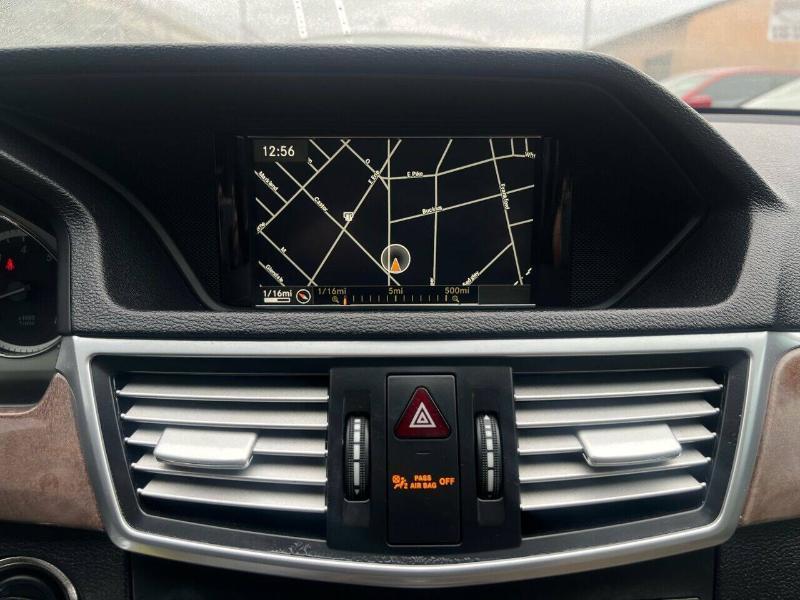 Mercedes-Benz E-Class E350 4MATIC Sedan 2012