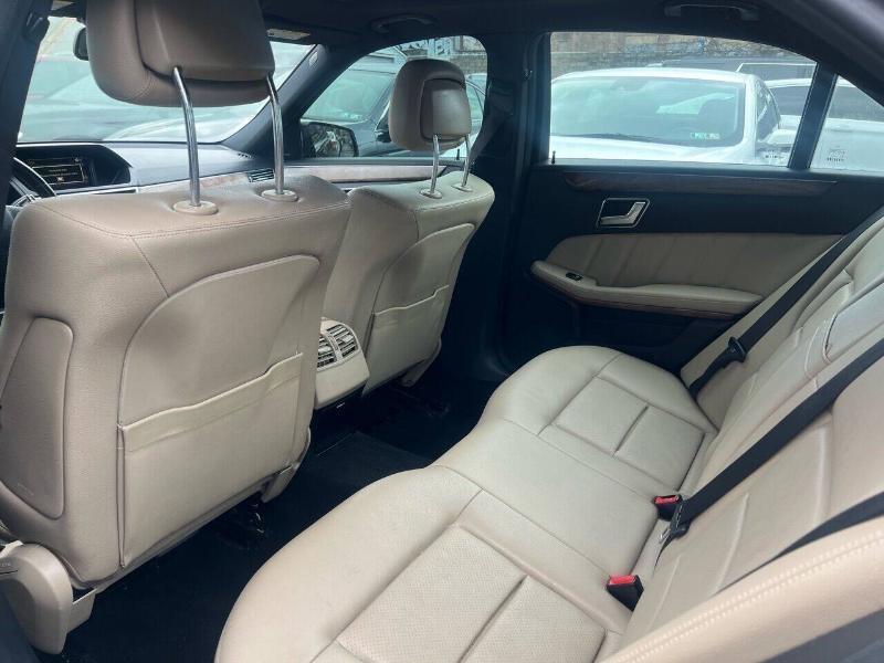 Mercedes-Benz E-Class E350 4MATIC Sedan 2012