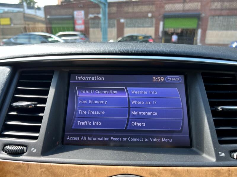 Infiniti QX56 2WD 2013 Infiniti QX56 2WD 2013