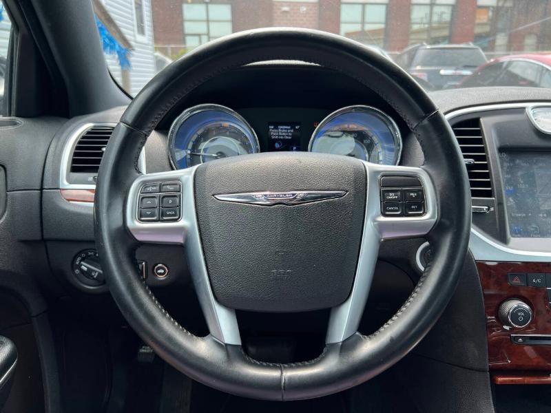 Chrysler 300 RWD 2013