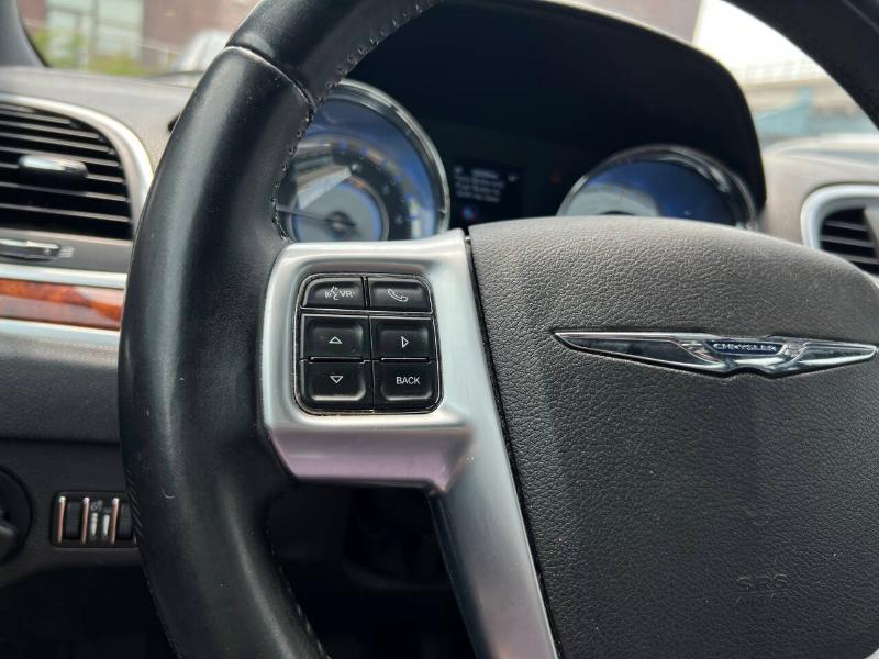 Chrysler 300 RWD 2013