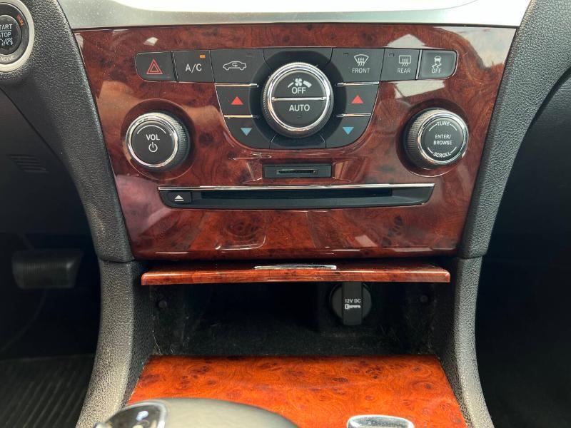Chrysler 300 RWD 2013