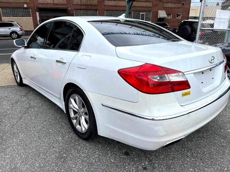 Hyundai Genesis 3.8L 2013