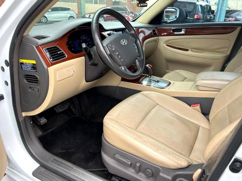 Hyundai Genesis 3.8L 2013