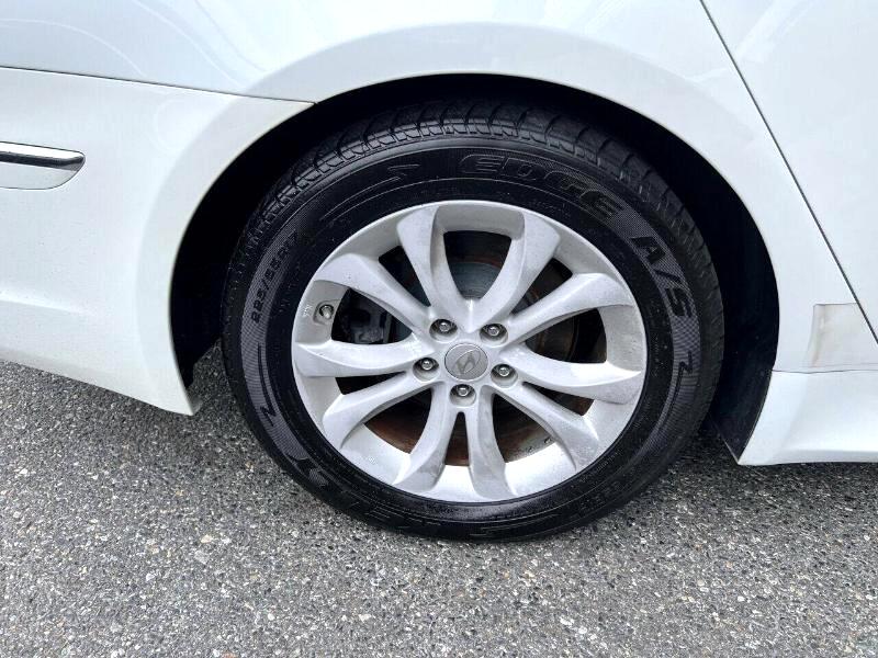 Hyundai Genesis 3.8L 2013