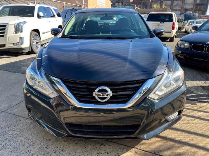 Nissan Altima 2.5 SV 2018
