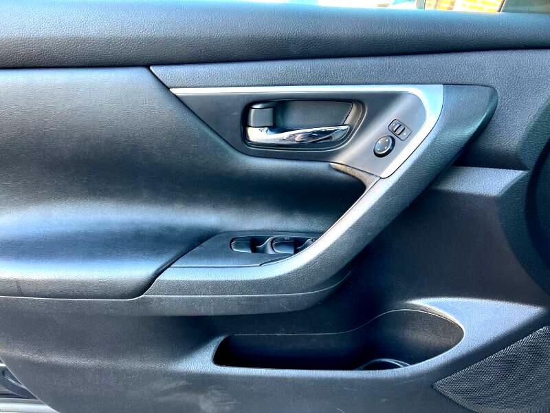 Nissan Altima 2.5 SV 2018