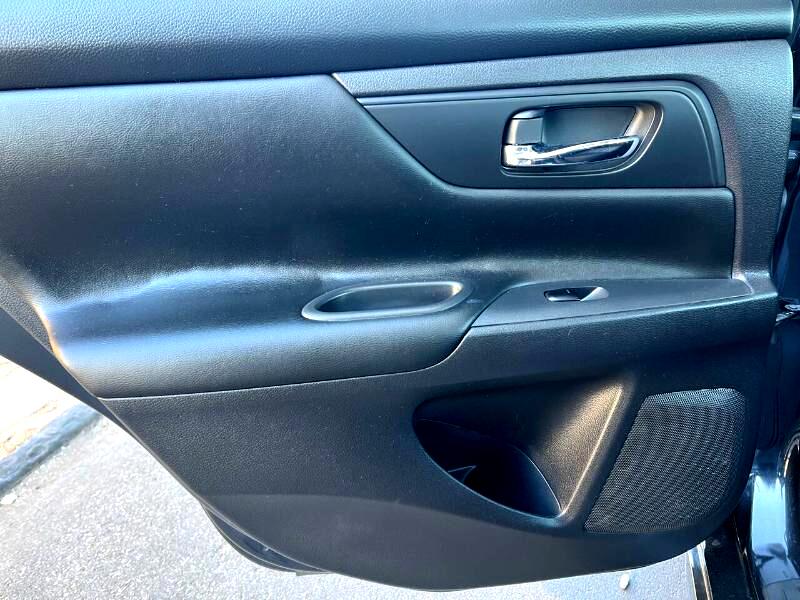 Nissan Altima 2.5 SV 2018