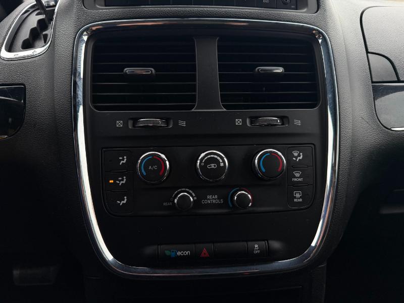 Dodge Grand Caravan SE 2015